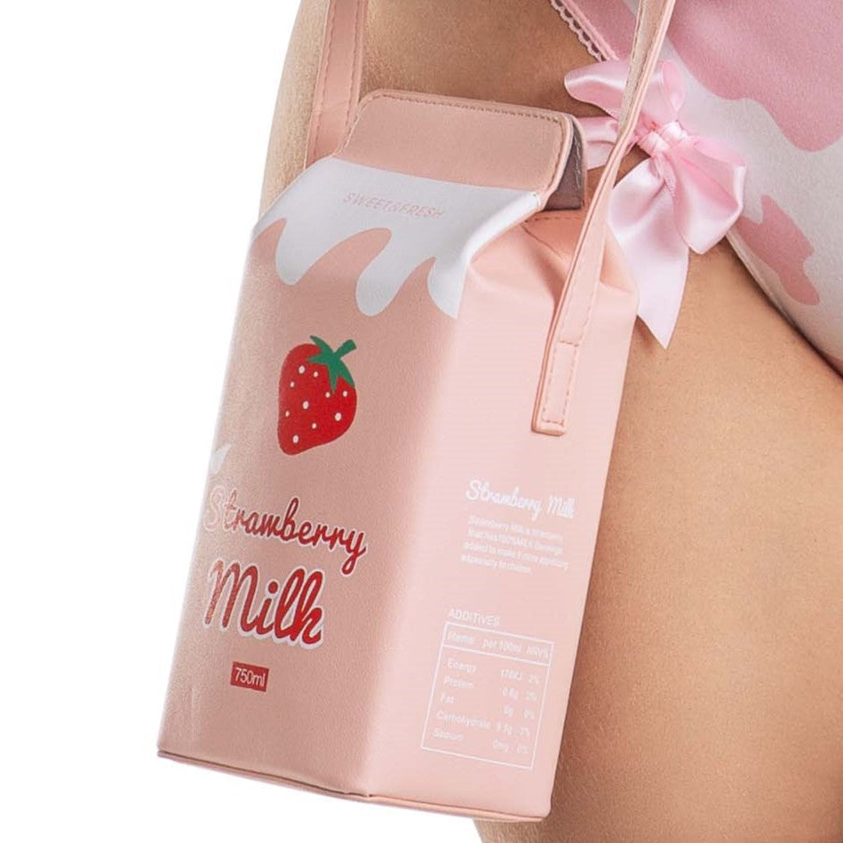 STRAWBERRY MILK PURSE